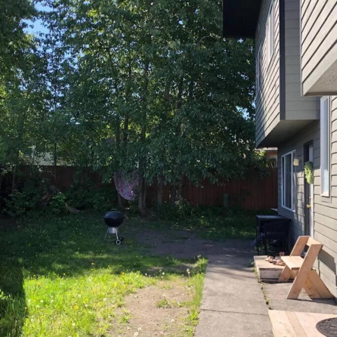 Apartment Spacious 3 Bd Close To Everything! You'll It!