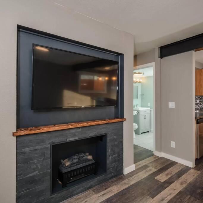 Spacious 3 Bd Close To Everything! You'll It! *